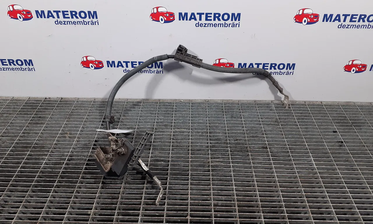 BORNA ACUMULATOR TOYOTA AURIS 2012-2019
