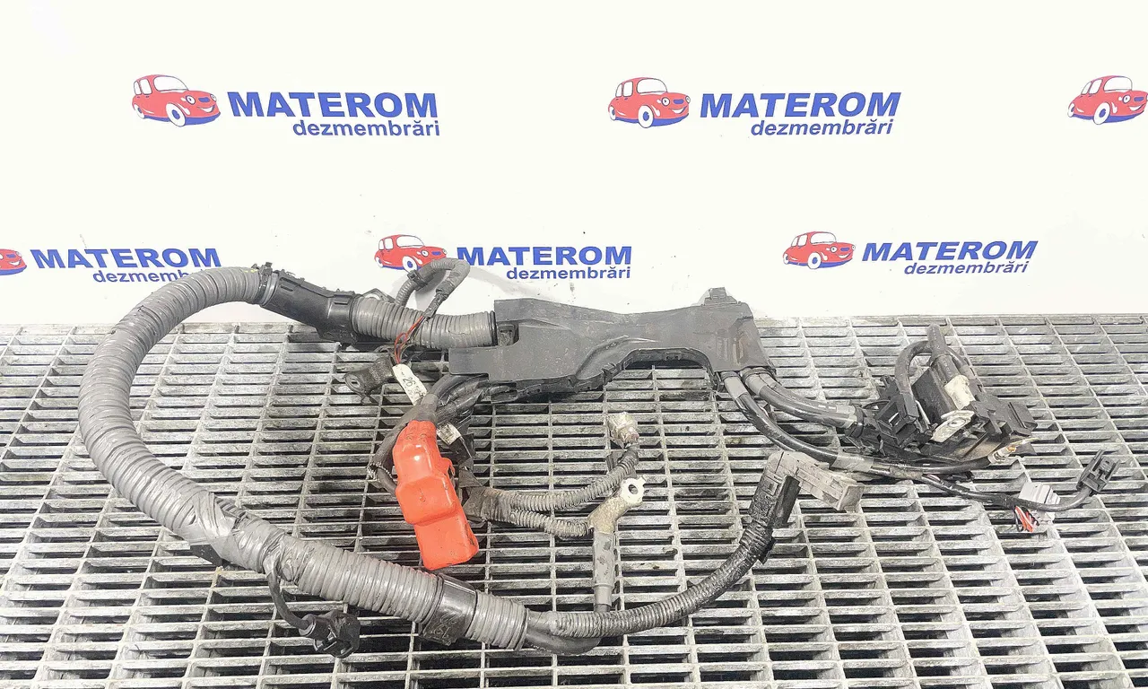 BORNA ACUMULATOR TOYOTA AURIS 2012-2019