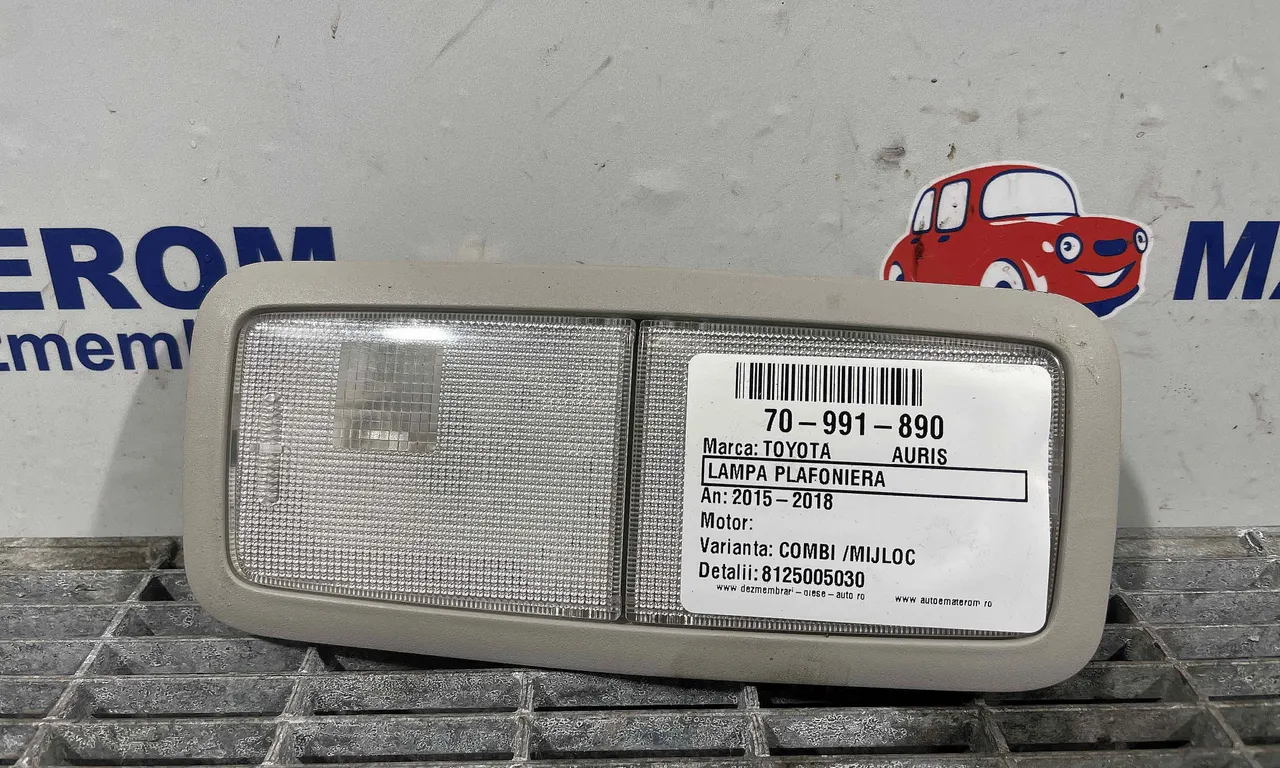 LAMPA PLAFONIERA TOYOTA AURIS 2012-2019
