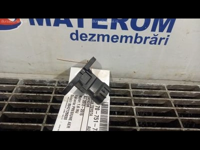 SENZOR PRESIUNE AER