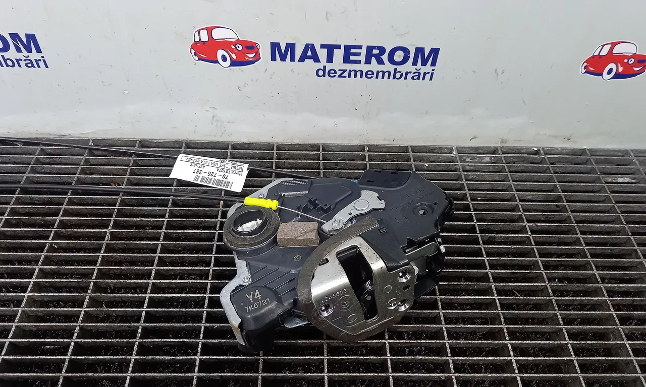 INCUIETOARE USA FATA STANGA TOYOTA AVENSIS 2003-2008