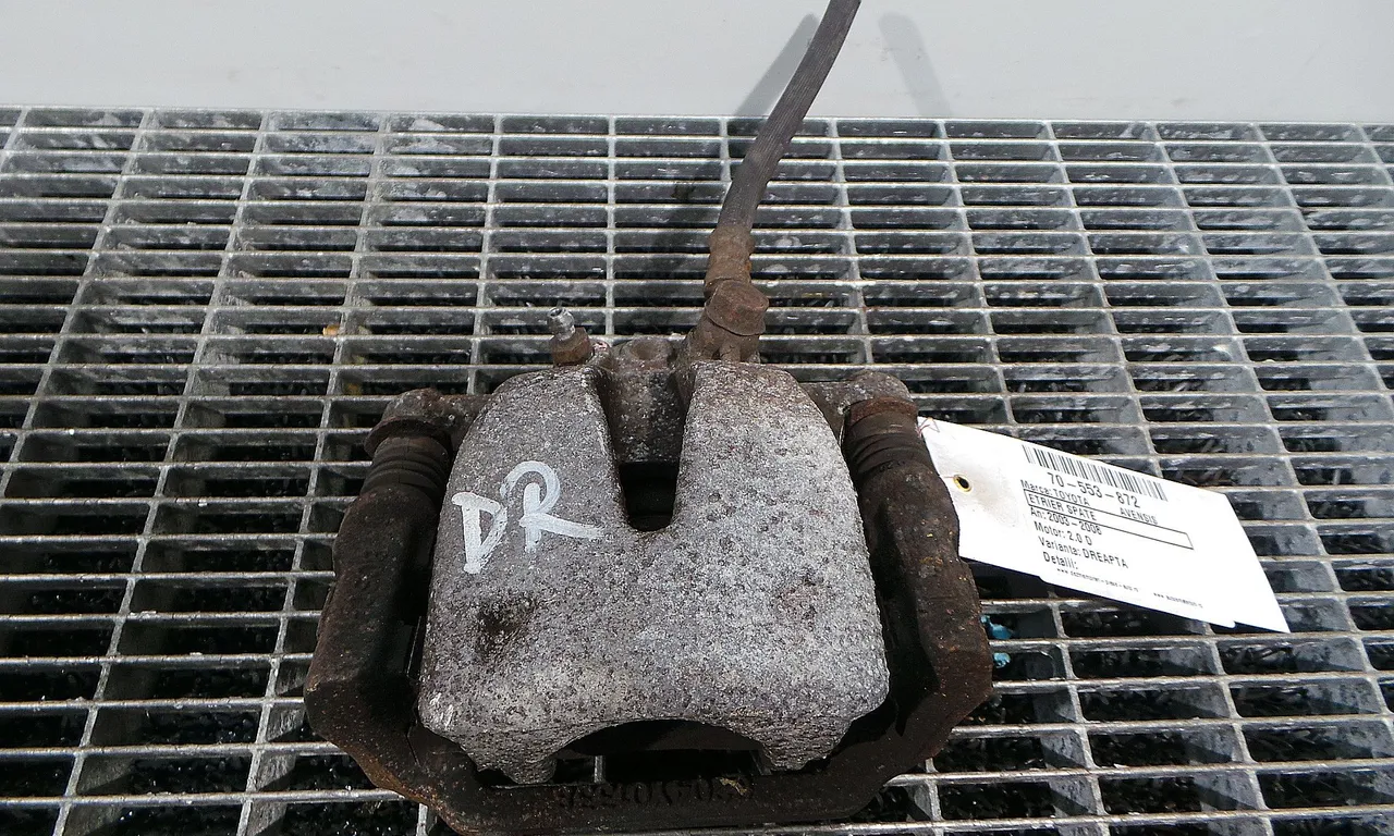 ETRIER SPATE DREAPTA TOYOTA AVENSIS 2003-2008