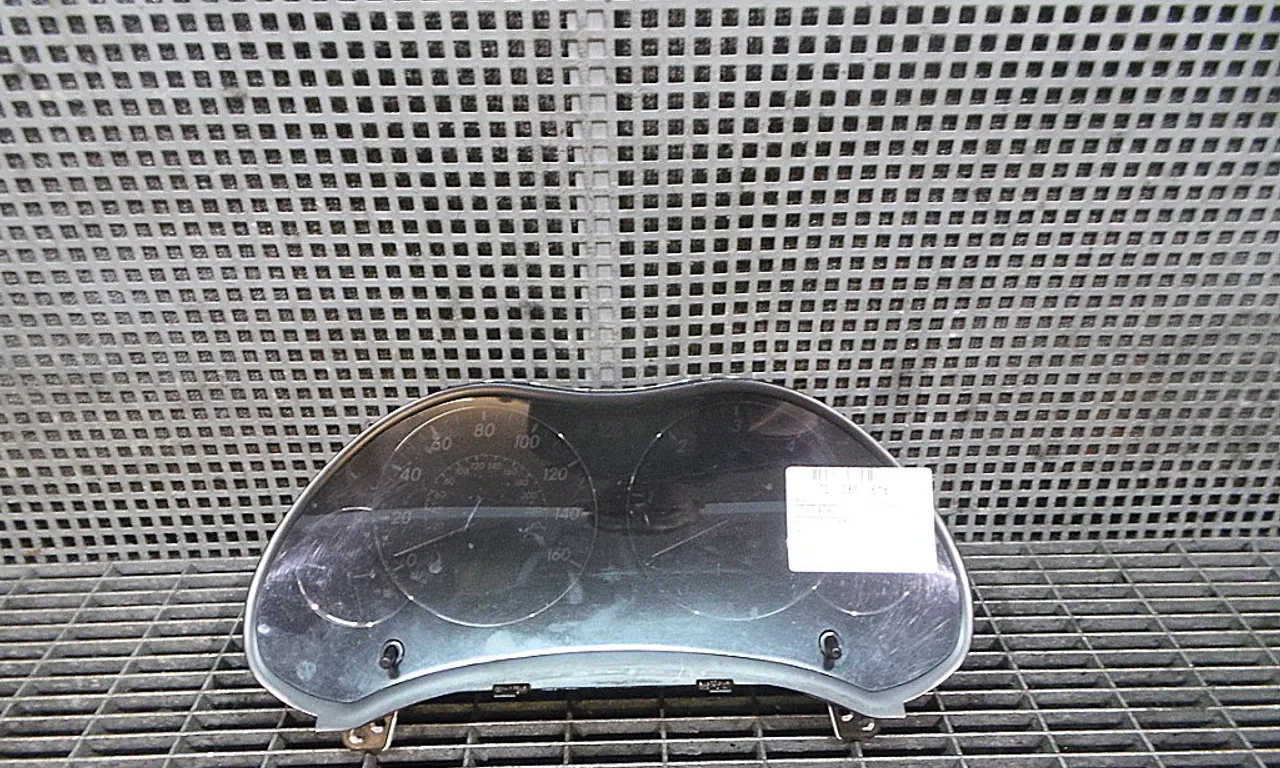 CEAS BORD TOYOTA AVENSIS 2003-2008
