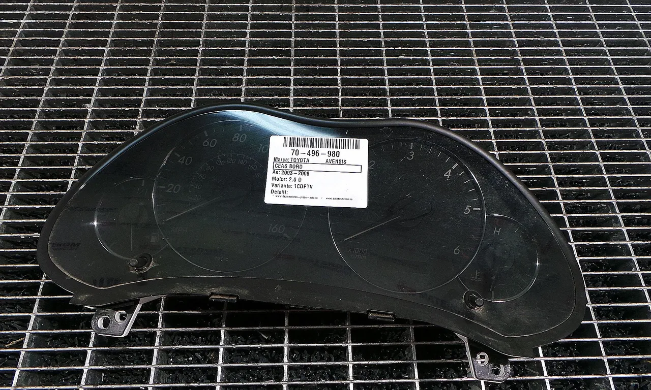 CEAS BORD TOYOTA AVENSIS 2003-2008