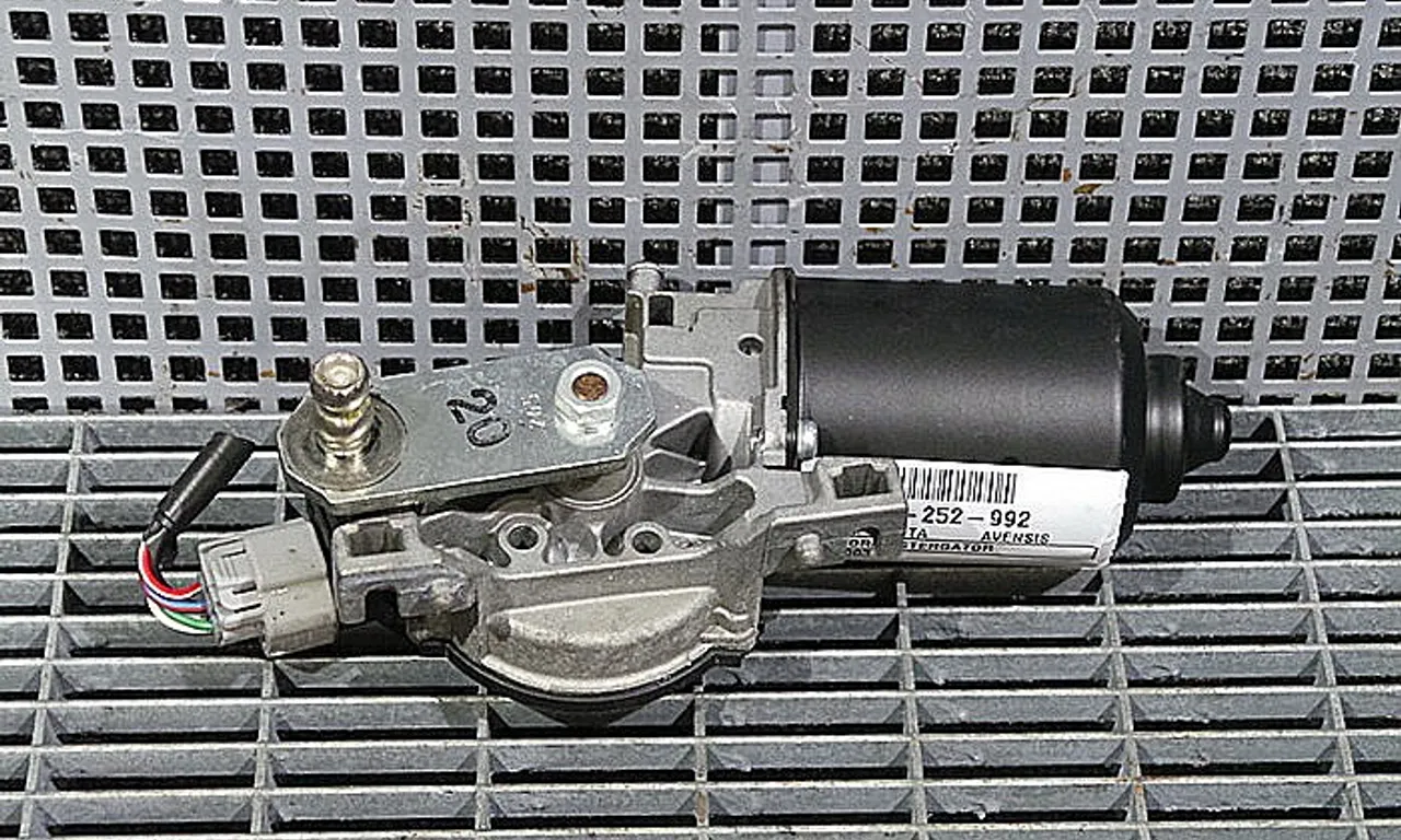 MOTORAS STERGATOR PARBRIZ TOYOTA AVENSIS 2003-2008