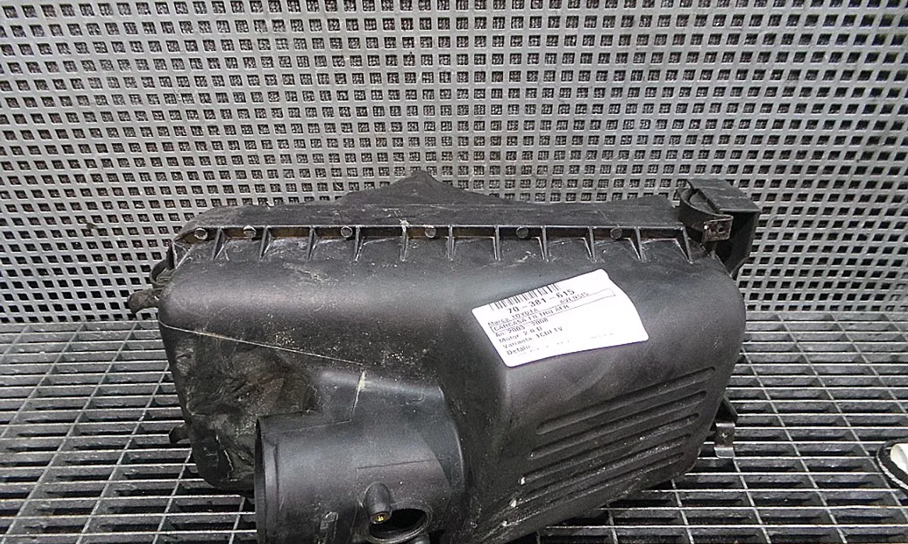 CARCASA FILTRU AER TOYOTA AVENSIS 2003-2008