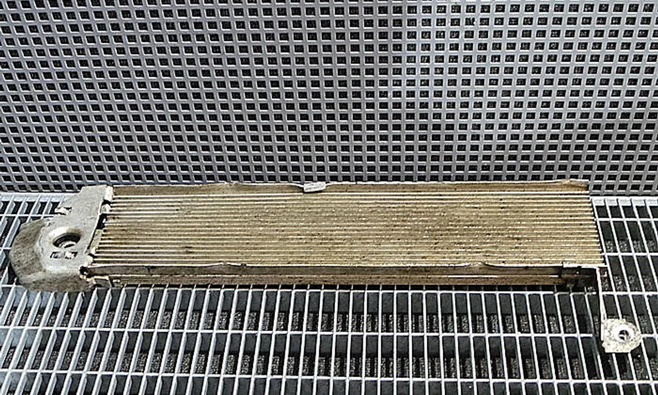 RADIATOR RACIRE COMBUSTIBIL TOYOTA AVENSIS 2003-2008
