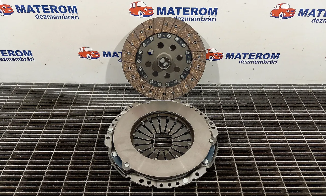 DISC AMBREIAJ TOYOTA AVENSIS 2003-2008