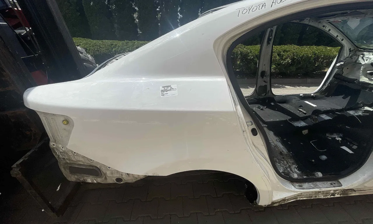ARIPA SPATE DREAPTA TOYOTA AVENSIS 2008-2018