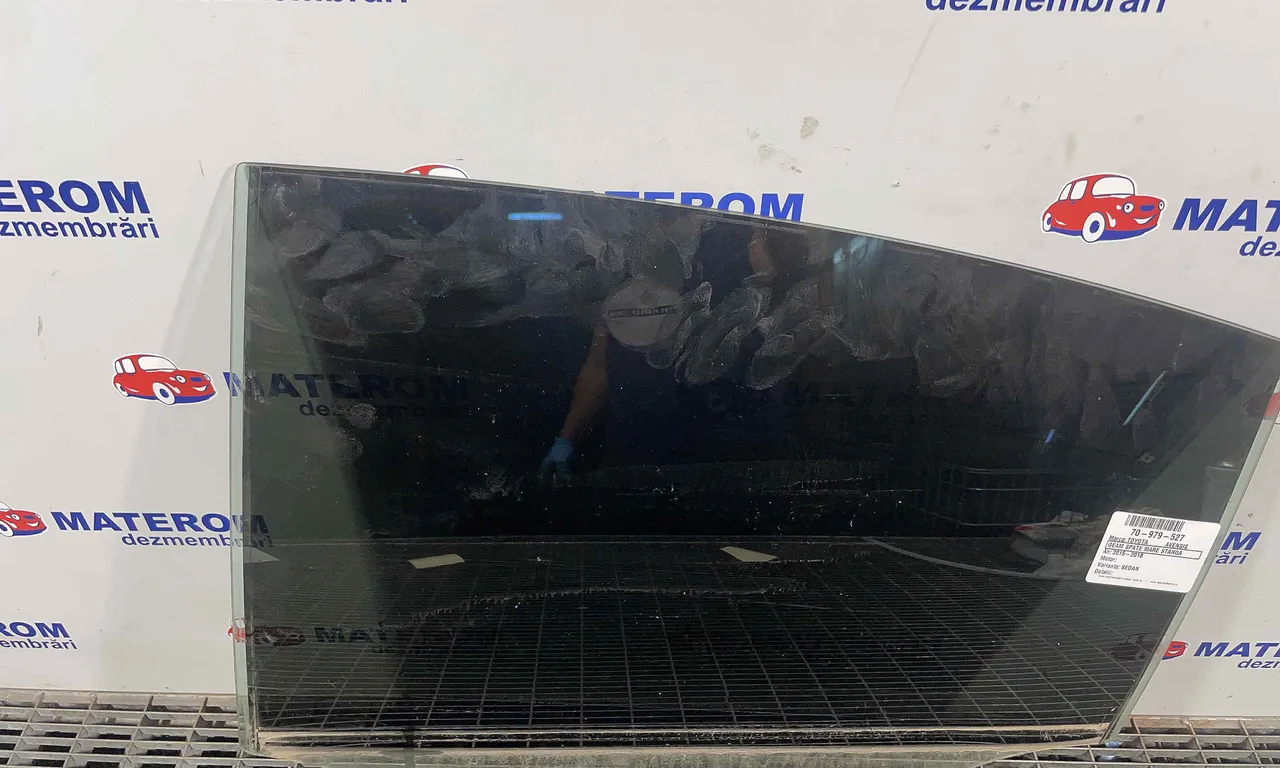 GEAM SPATE MARE STANGA TOYOTA AVENSIS 2008-2018