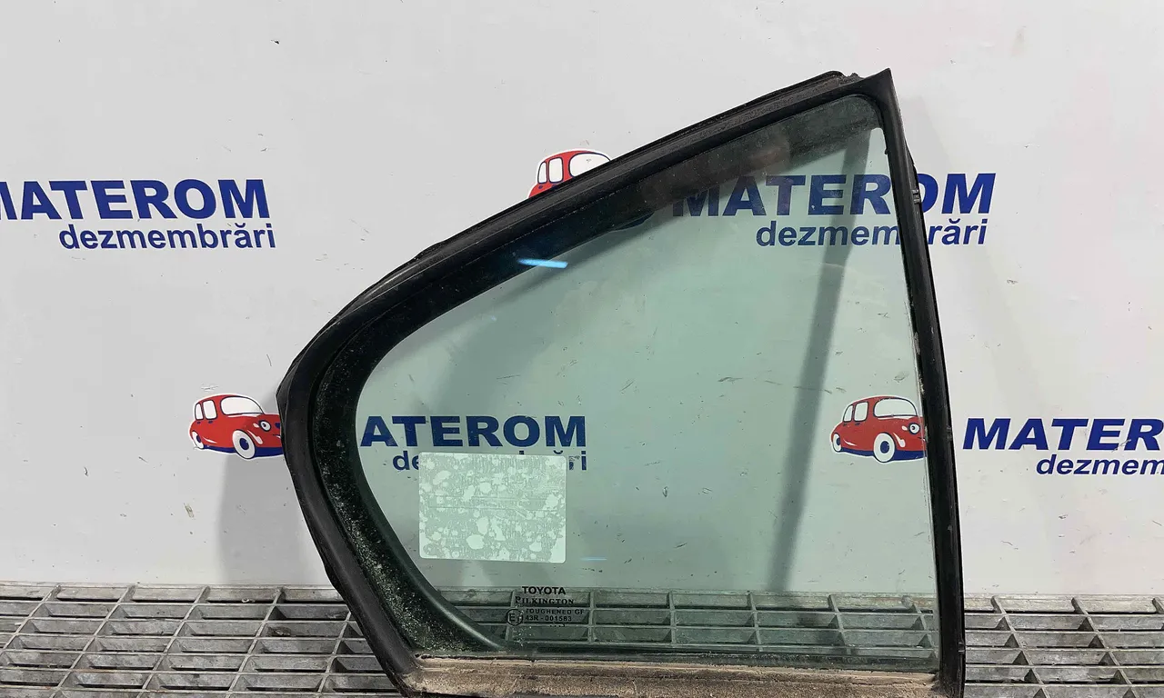 GEAM SPATE MIC DREAPTA TOYOTA AVENSIS 2008-2018