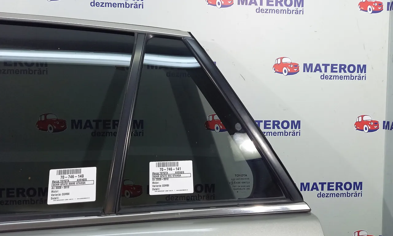 GEAM SPATE MIC STANGA TOYOTA AVENSIS 2008-2018