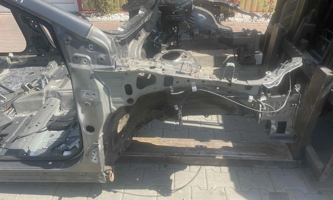LONJERON DREAPTA TOYOTA AVENSIS 2008-2018