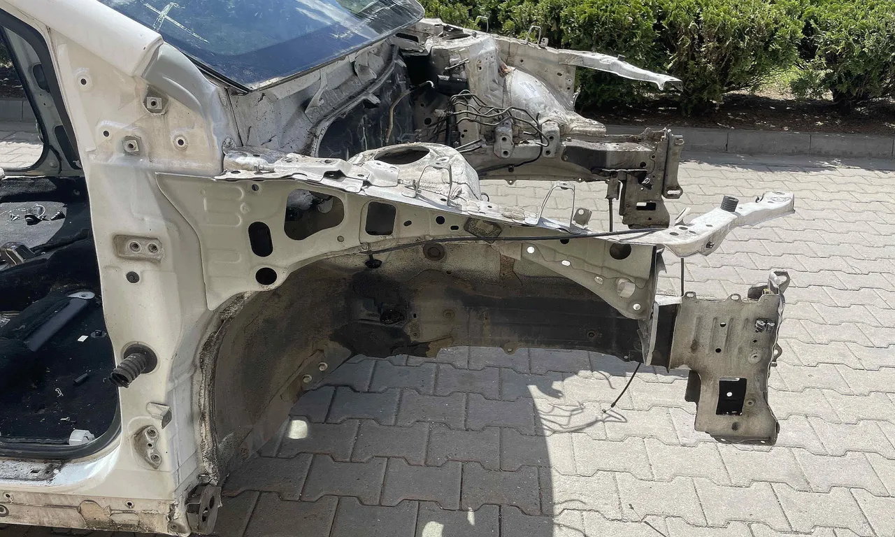 LONJERON DREAPTA TOYOTA AVENSIS 2008-2018