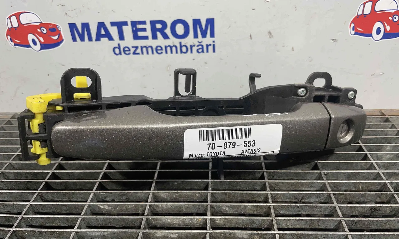 MANER USA FATA DREAPTA TOYOTA AVENSIS 2008-2018