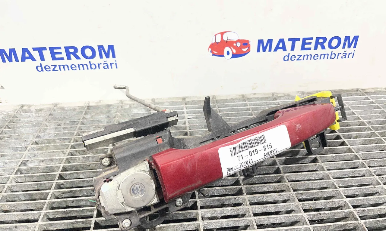 MANER USA FATA DREAPTA TOYOTA AVENSIS 2008-2018
