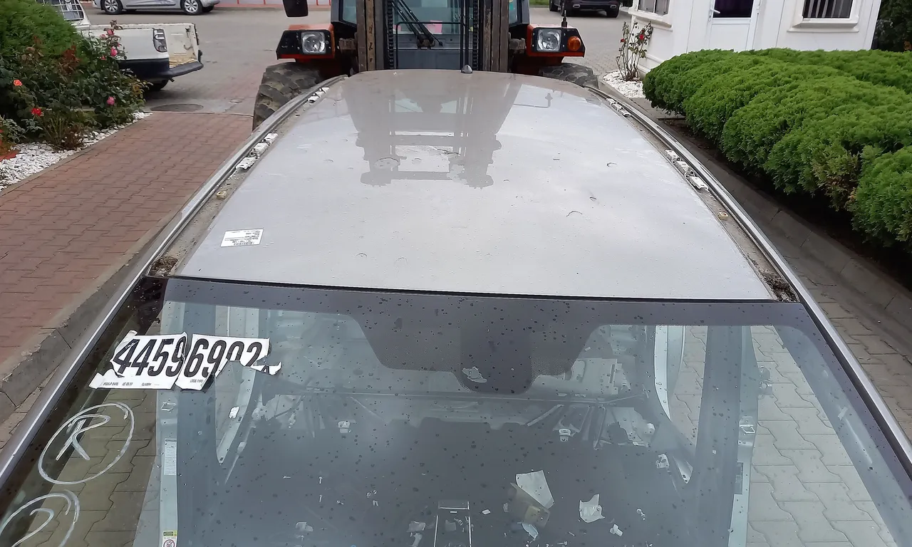 PAVILION TOYOTA AVENSIS 2008-2018
