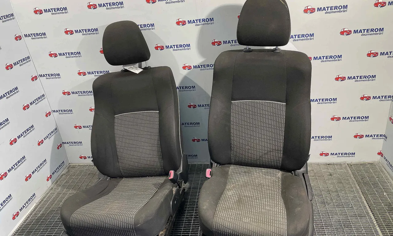 SCAUNE AUTO TOYOTA AVENSIS 2008-2018