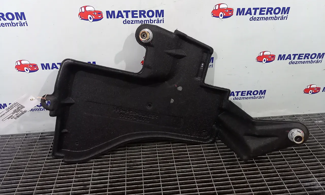 SCUT SUB MASINA TOYOTA AVENSIS 2008-2018