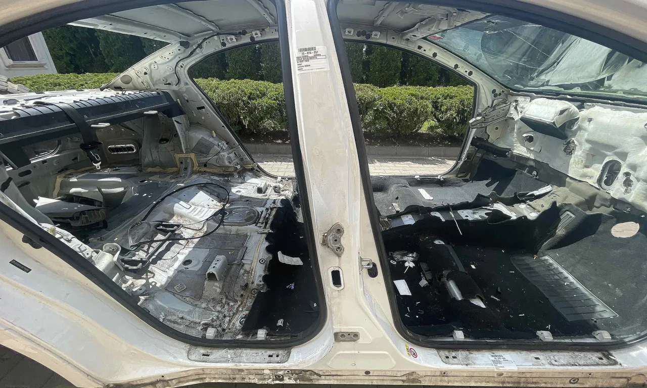 STALP MIJLOC DREAPTA TOYOTA AVENSIS 2008-2018
