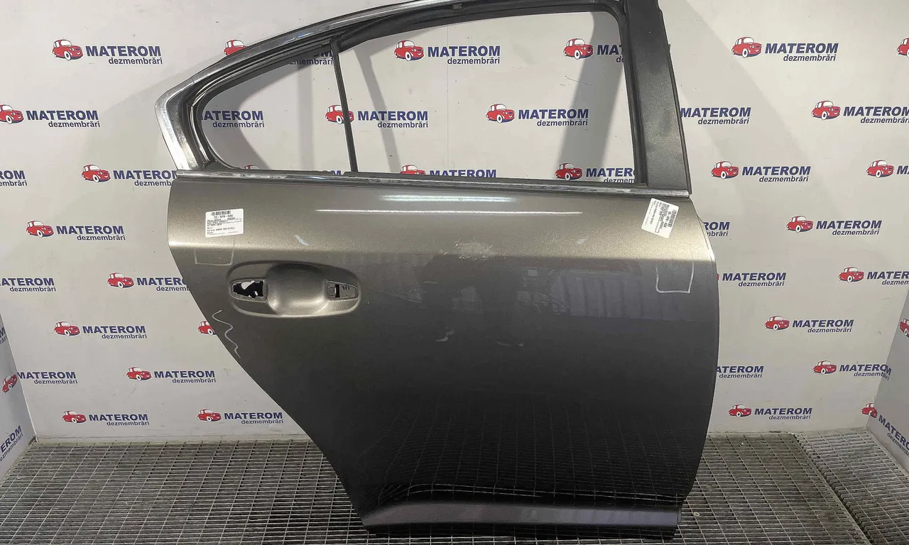 USA SPATE DREAPTA TOYOTA AVENSIS 2008-2018