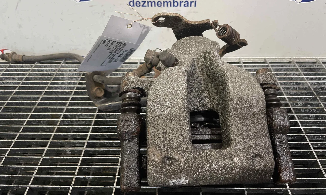 ETRIER SPATE STANGA TOYOTA AVENSIS 2008-2018