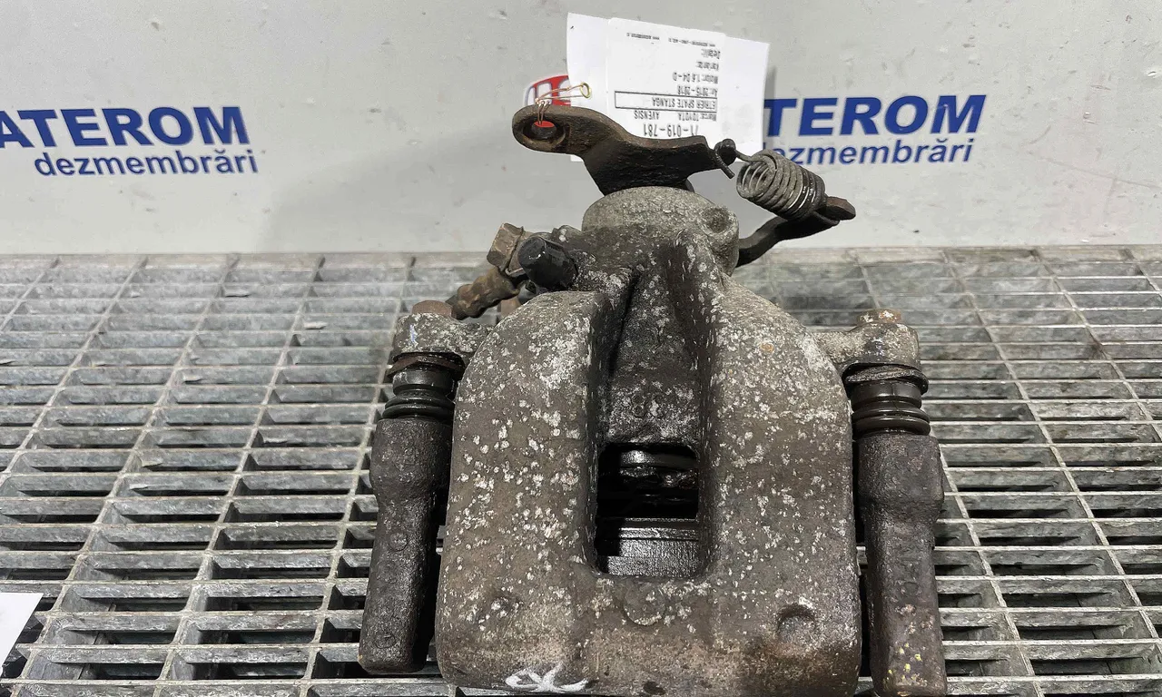 ETRIER SPATE STANGA TOYOTA AVENSIS 2008-2018