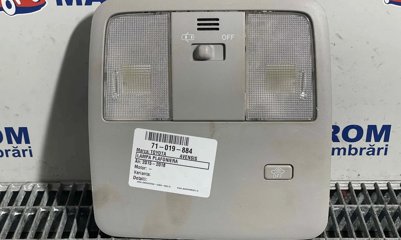 LAMPA PLAFONIERA TOYOTA AVENSIS 2008-2018