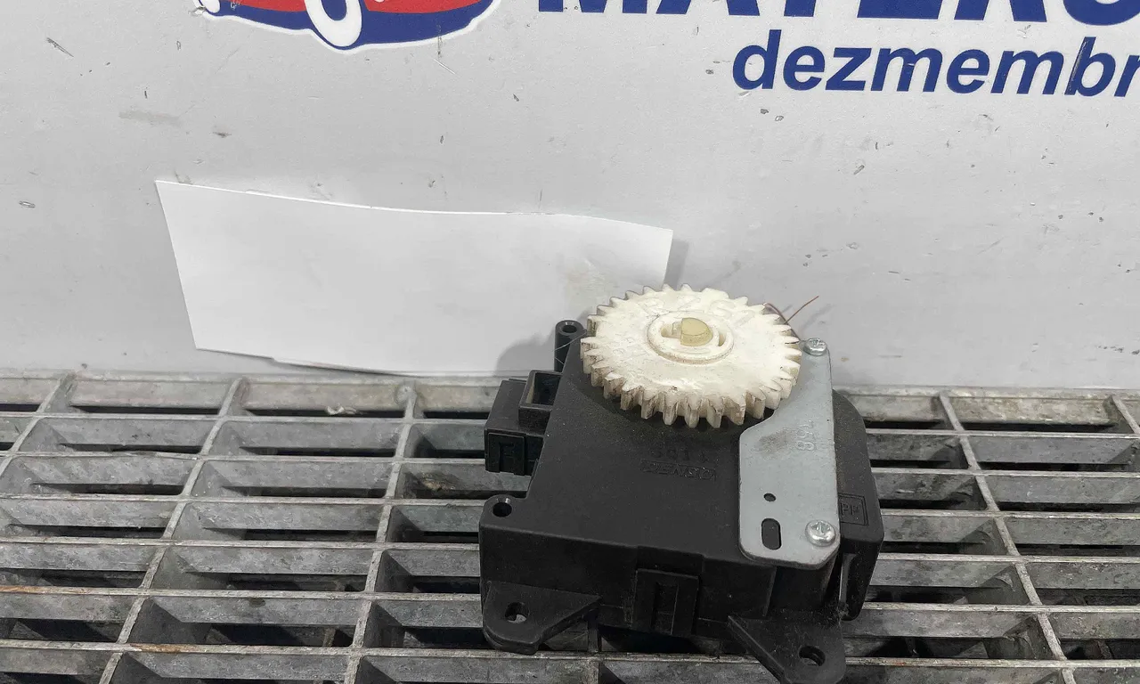 MOTORAS CLAPETA INCALZIRE TOYOTA AVENSIS 2008-2018