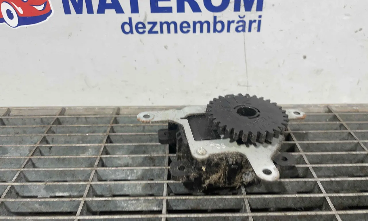 MOTORAS CLAPETA INCALZIRE TOYOTA AVENSIS 2008-2018