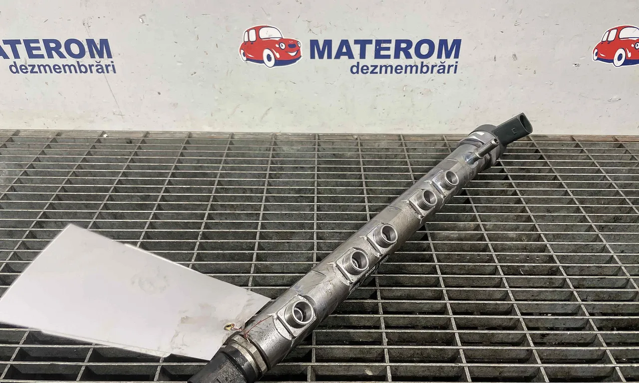 RAMPA INJECTIE TOYOTA AVENSIS 2008-2018