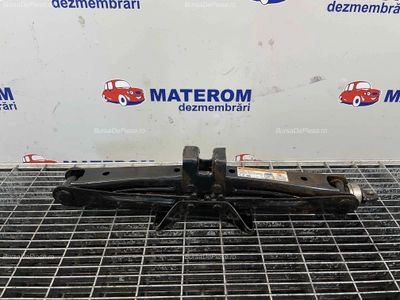 CRIC AUTO TOYOTA AVENSIS 2.0 2008-2018 oe 911105052, vedere frontata