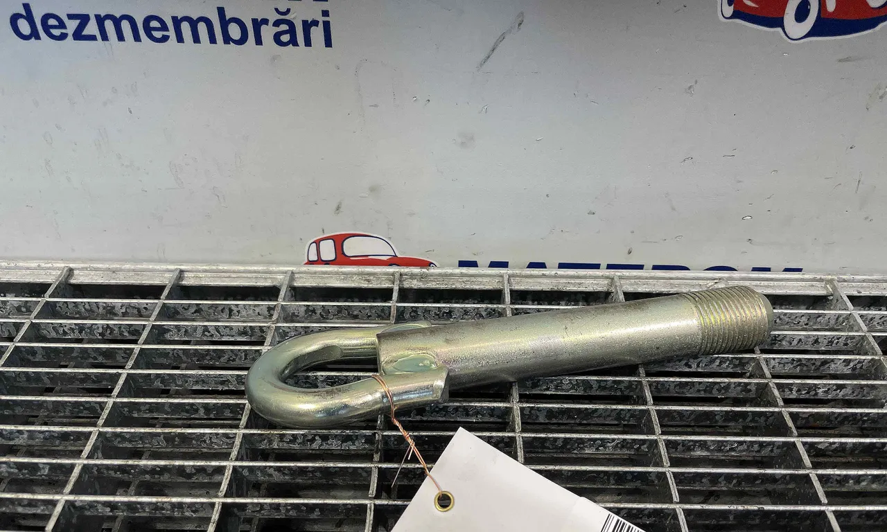 CUI REMORCARE TOYOTA AVENSIS 2008-2018