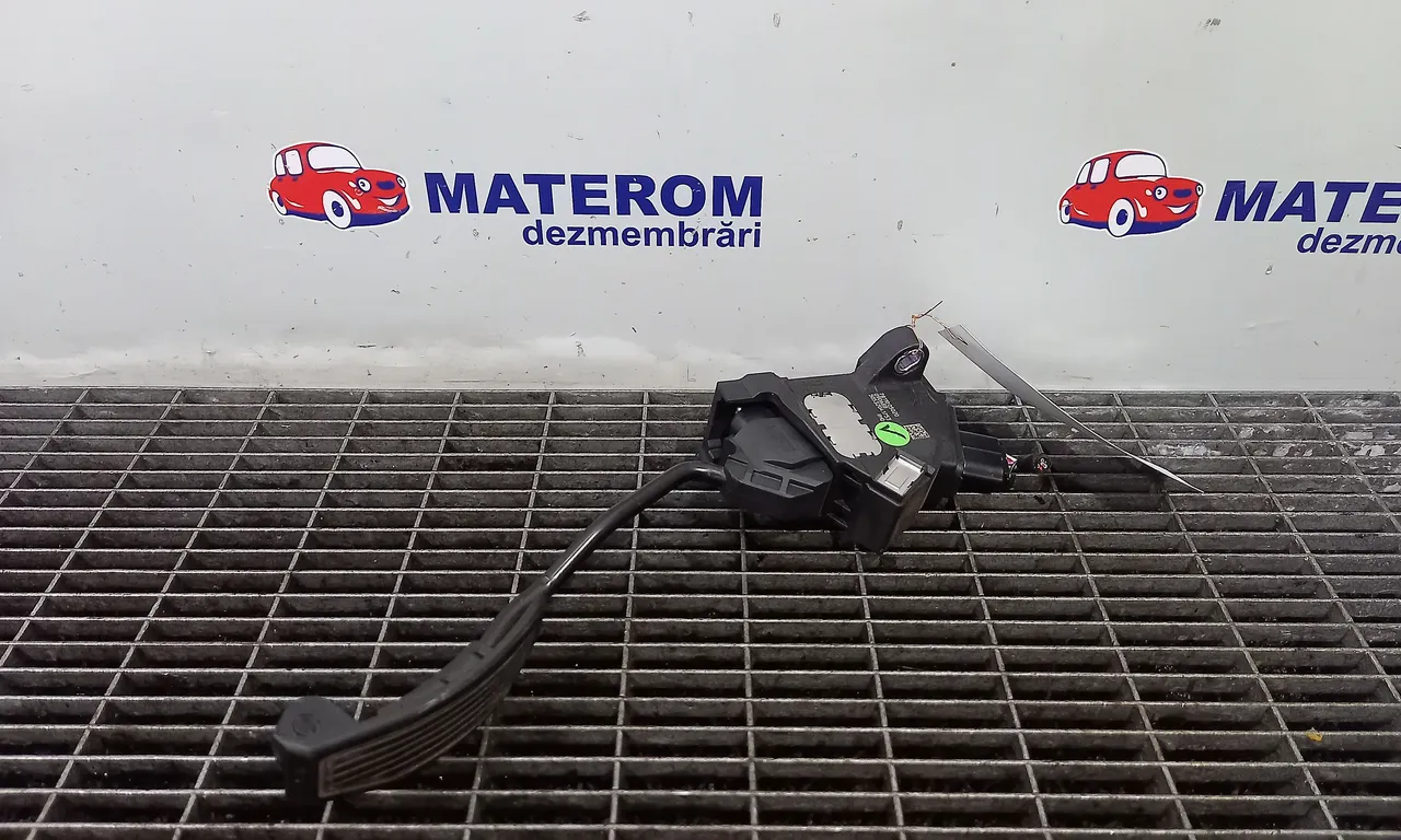 PEDALA ACCELERATIE TOYOTA AVENSIS 2008-2018
