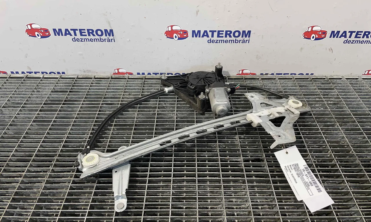 MACARA USA FATA DREAPTA TOYOTA AYGO 2014-2018