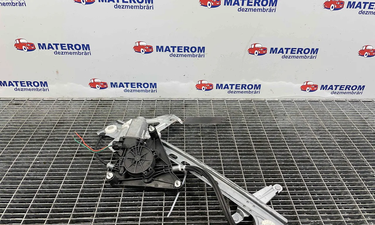 MACARA USA FATA DREAPTA TOYOTA AYGO 2014-2018