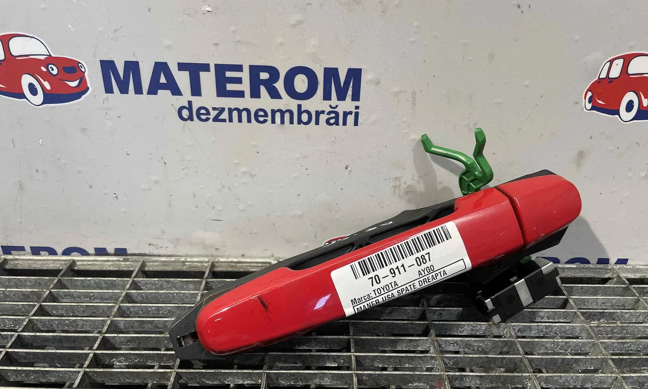 MANER USA SPATE DREAPTA TOYOTA AYGO 2014-2018