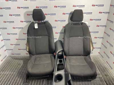 SCAUNE AUTO TOYOTA C-HR 1.2 2016-2020 oe 71071F4010B1, vedere frontata