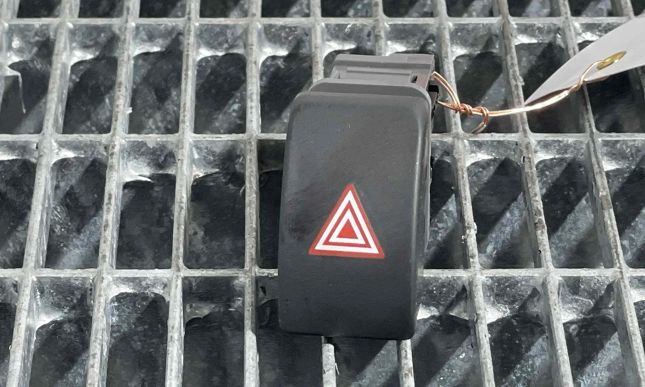 INTRERUPATOR AVARIE TOYOTA C-HR 2016-2020