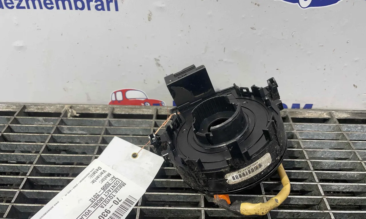 CONTACT MOBIL VOLAN TOYOTA COROLLA 2006-2012