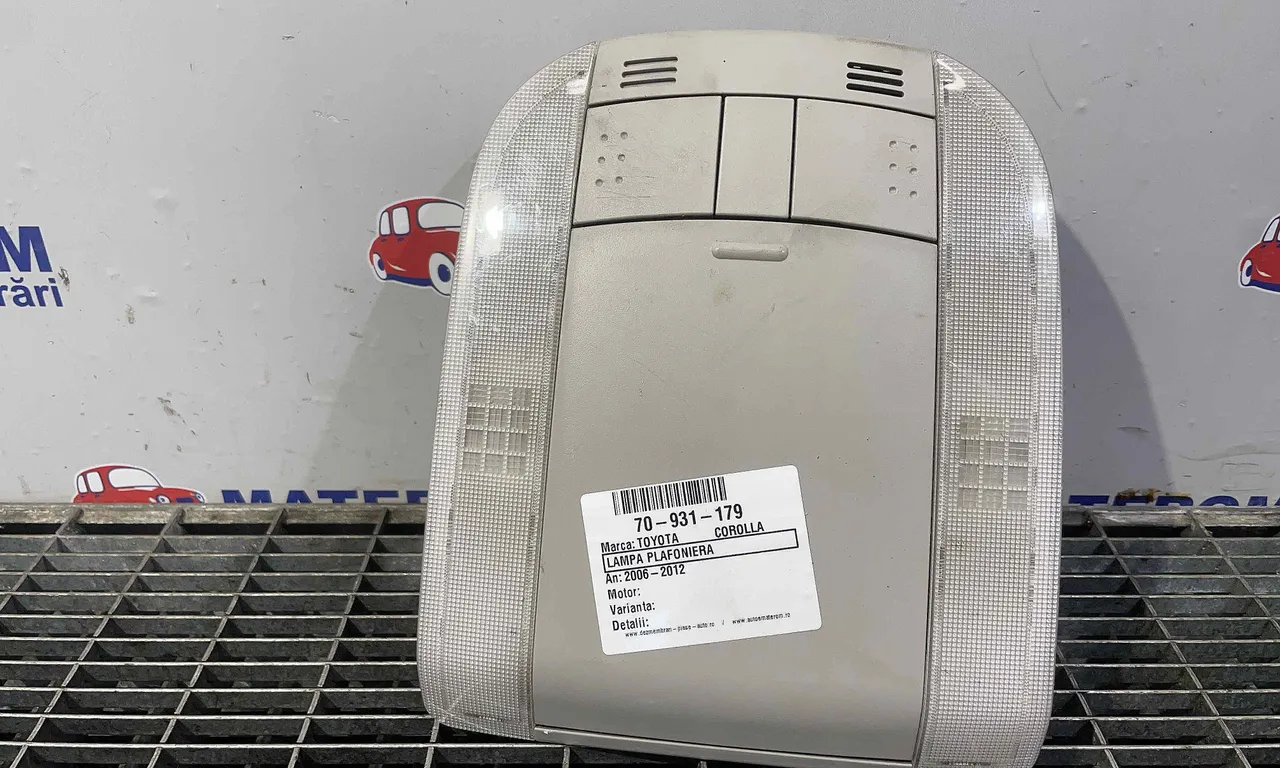LAMPA PLAFONIERA TOYOTA COROLLA 2006-2012