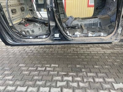 PRAG DREAPTA TOYOTA HILUX VIII 2.4 D 2015-2020 oe 61401KK900, vedere frontata