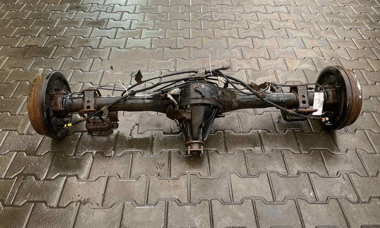 PUNTE SPATE TOYOTA HILUX VIII 2015-2020