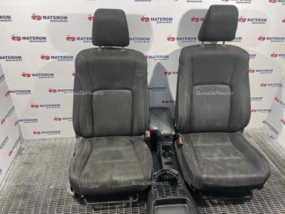 SCAUNE AUTO TOYOTA HILUX VIII 2.4 D 2015-2020 oe 710740KA80C2, vedere frontata