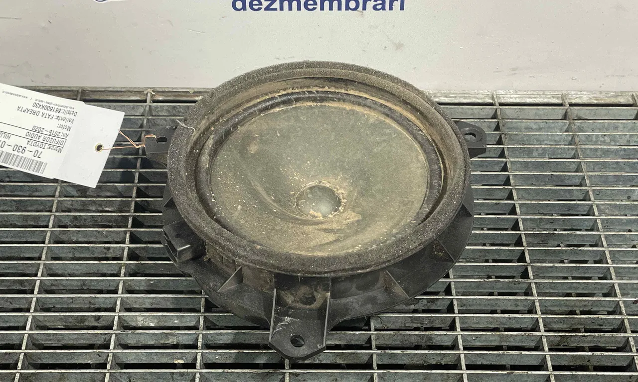 DIFUZOR AUDIO TOYOTA HILUX VIII 2015-2020