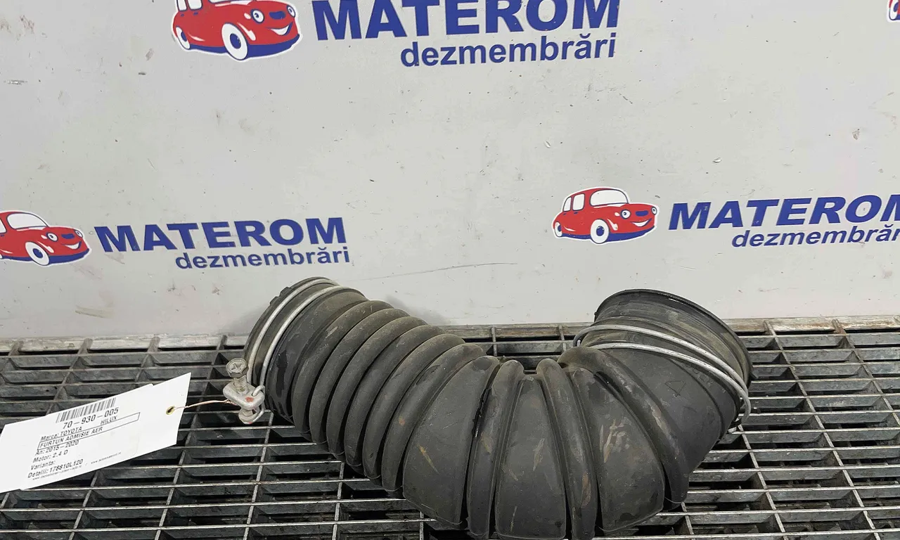 FURTUN ADMISIE AER TOYOTA HILUX VIII 2015-2020