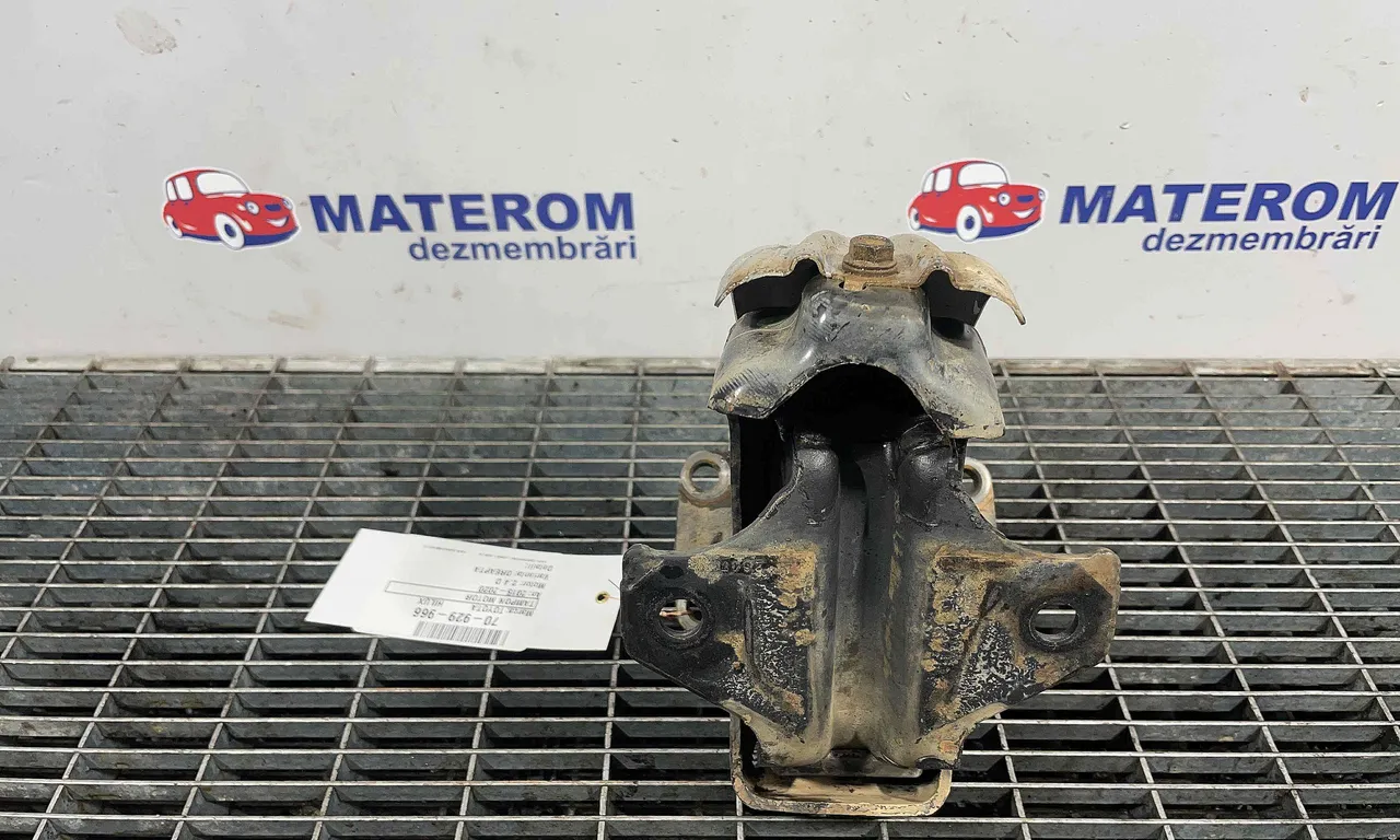 TAMPON MOTOR TOYOTA HILUX VIII 2015-2020