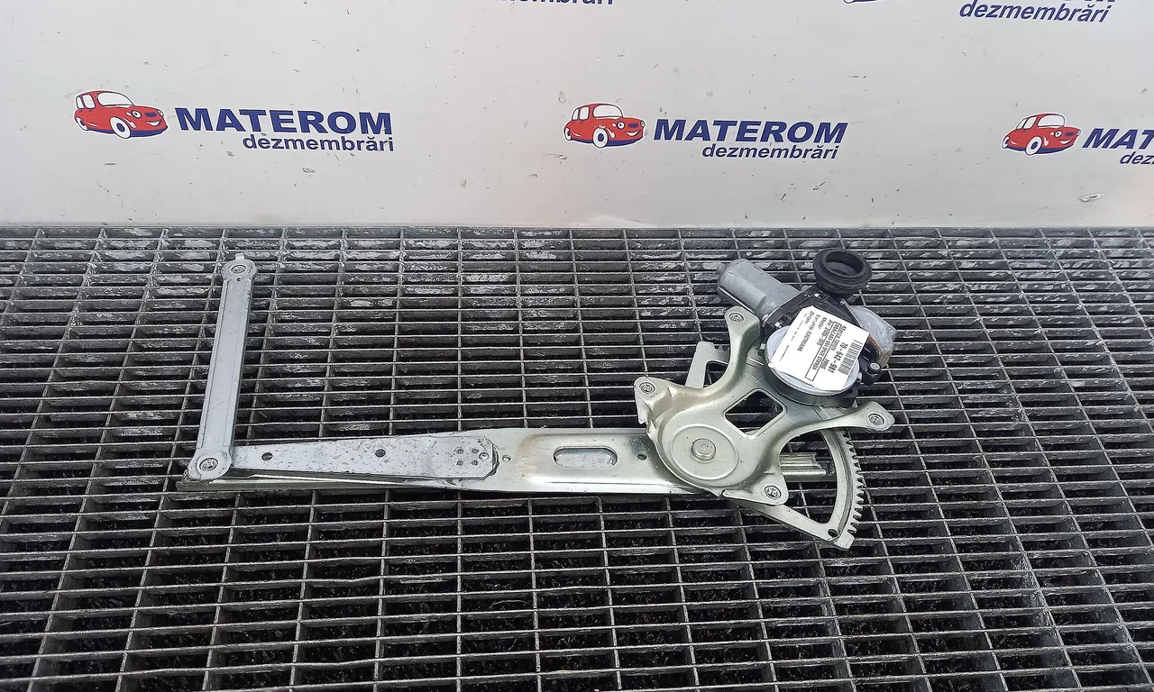 MACARA USA SPATE STANGA TOYOTA PRIUS 2008-2016