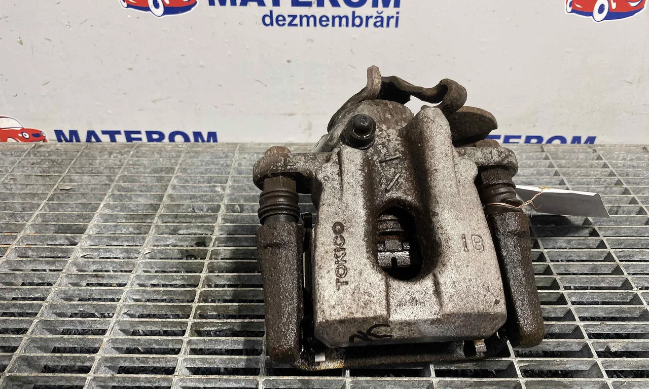 ETRIER SPATE STANGA TOYOTA PRIUS 2008-2016