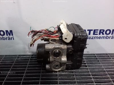 UNITATE ABS TOYOTA RAV 4 II 2.0 D 2000-2005 oe 4451042060, vedere frontata